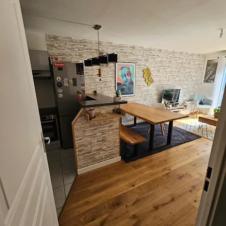 L'hippique - Parking - Vue Pyrenees - Balcon פאו