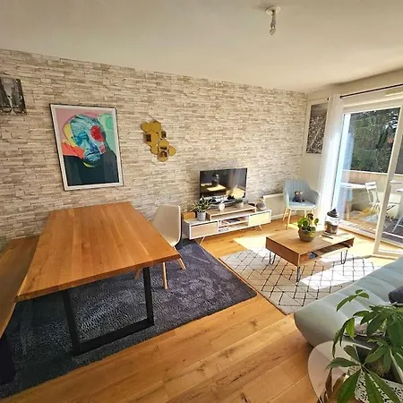 L'hippique - Parking - Vue Pyrenees - Balcon דירה
