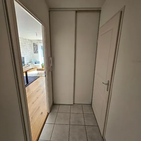 L'hippique - Parking - Vue Pyrenees - Balcon Apartment *