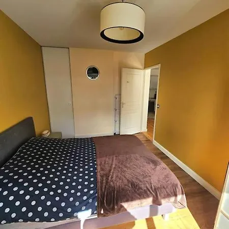 L'hippique - Parking - Vue Pyrenees - Balcon דירה